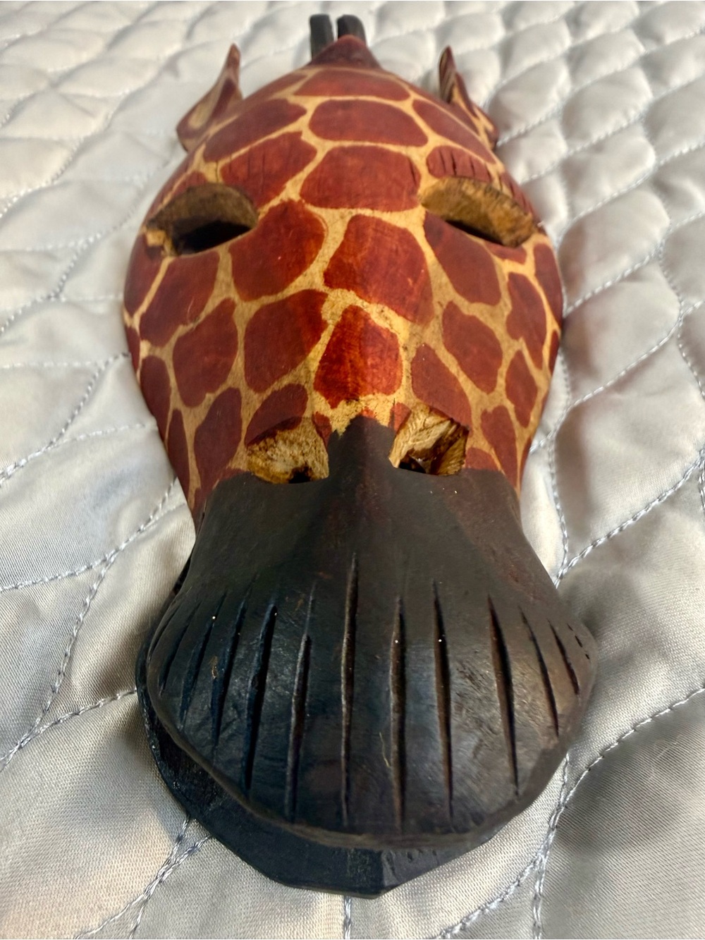 Handcrafted Giraffe Wall Mask — Red & Cream Decorative Accent - Picture 5 of 6